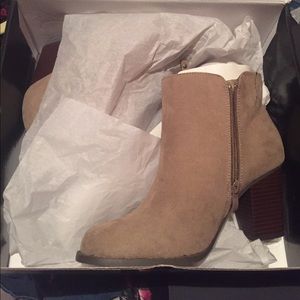 New! Torrid size 7.5 boots